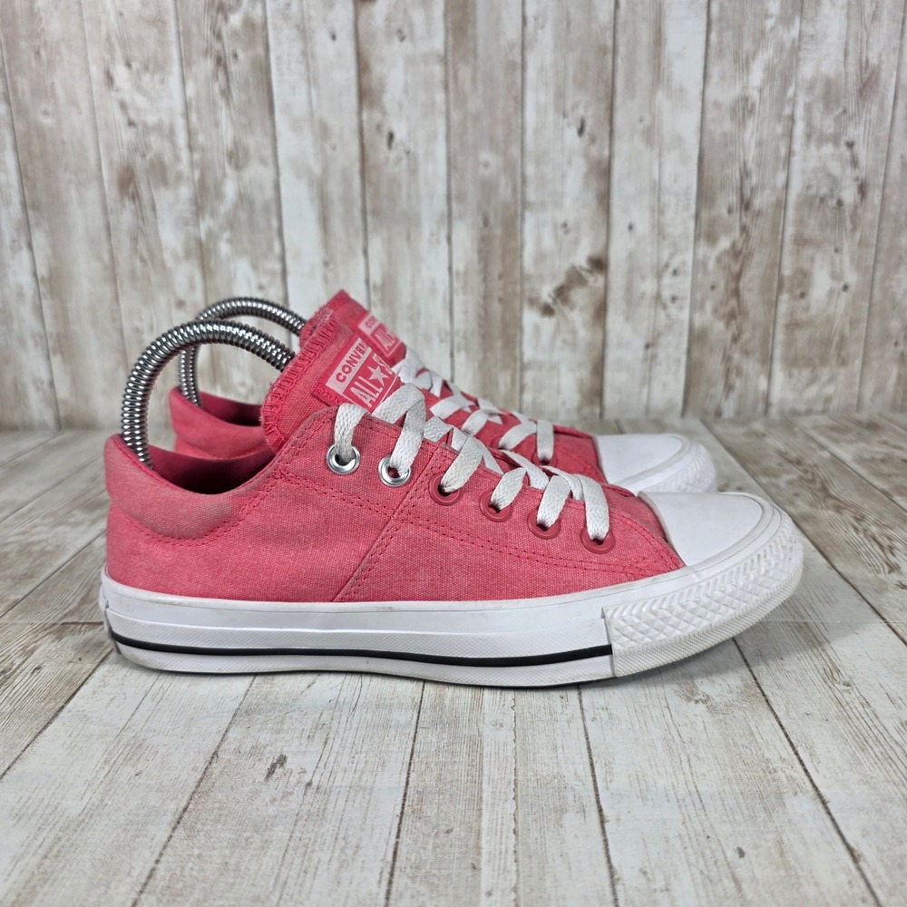 Converse Chuck Taylor All Star Low Top Coral Canvas Sneakers Women's Size‎ 7